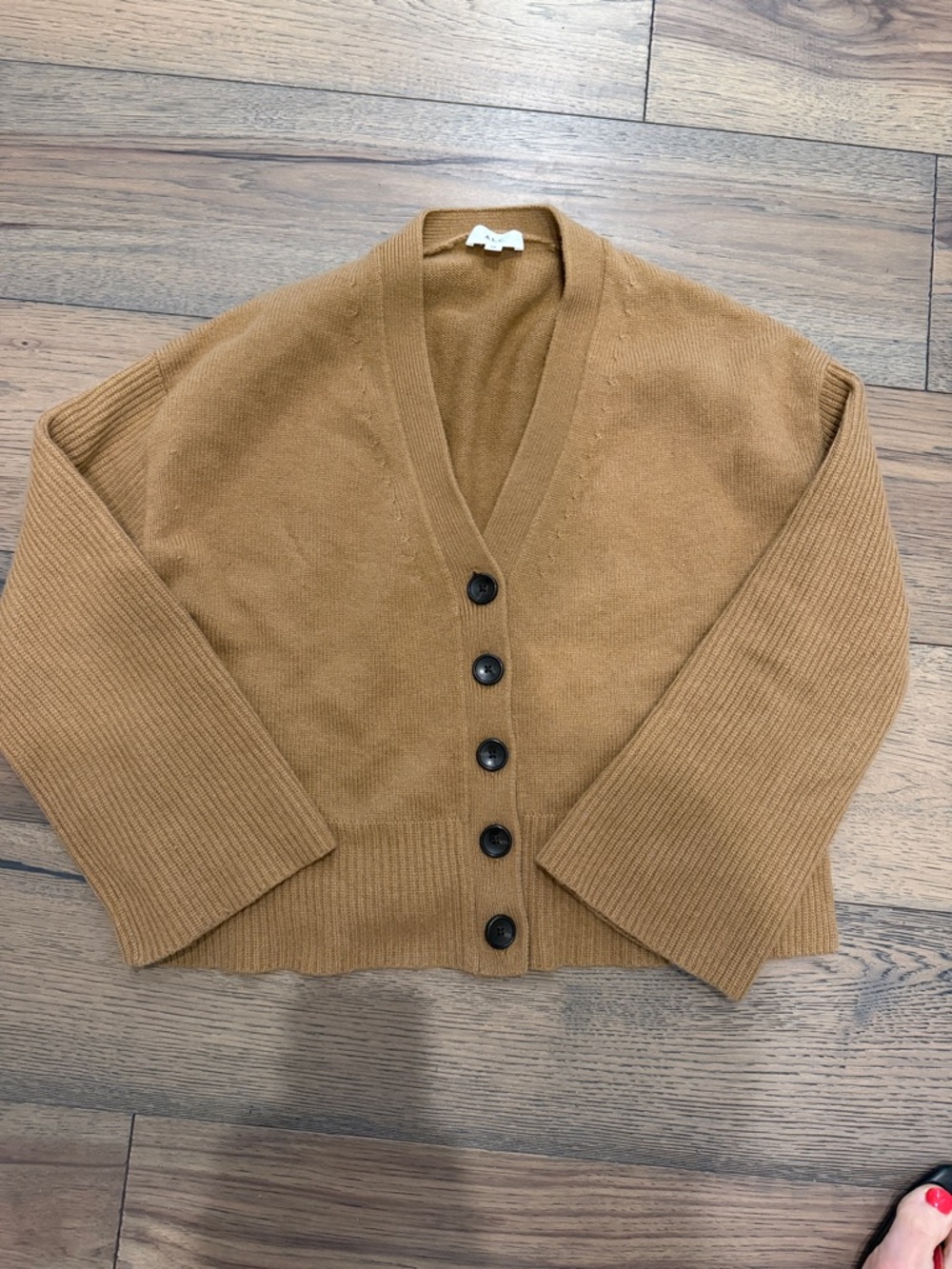 A.L.C. Camel Button-Front V-Neck Cardigan - great condition - cashmere blend XS